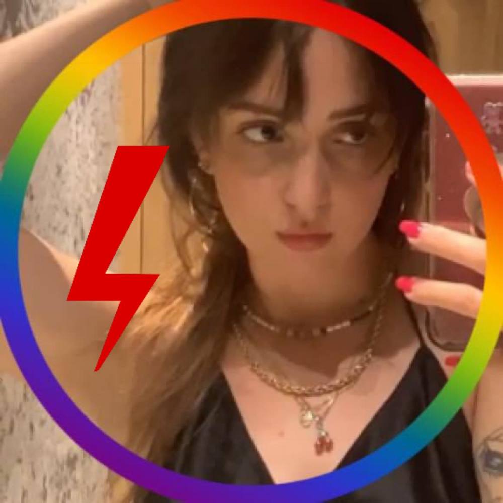 Meet your Posher, Naomi